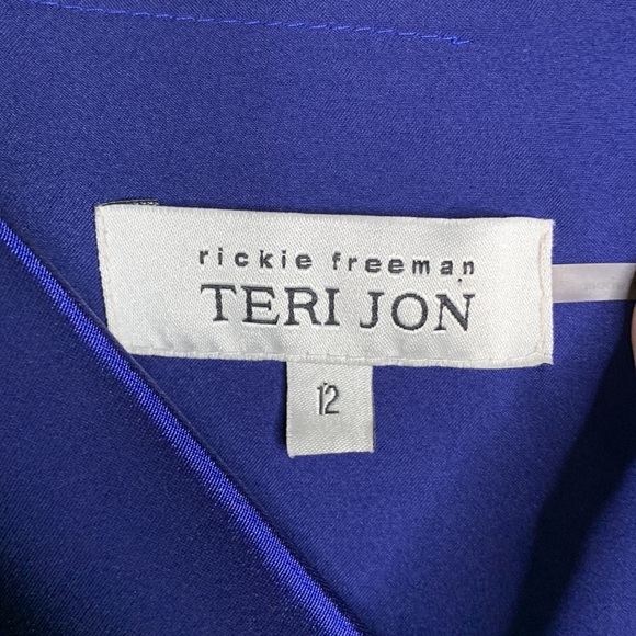 Rickie Freeman for Teri Jon Sapphire Gown - Picture 5 of 8